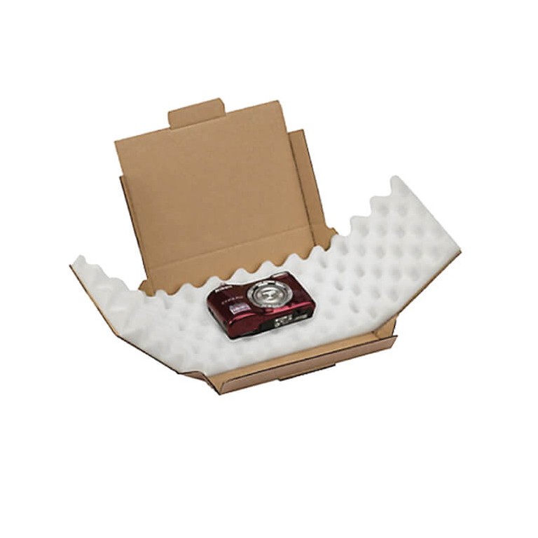 Boite postale carton avec protection en mousse - Distripackaging